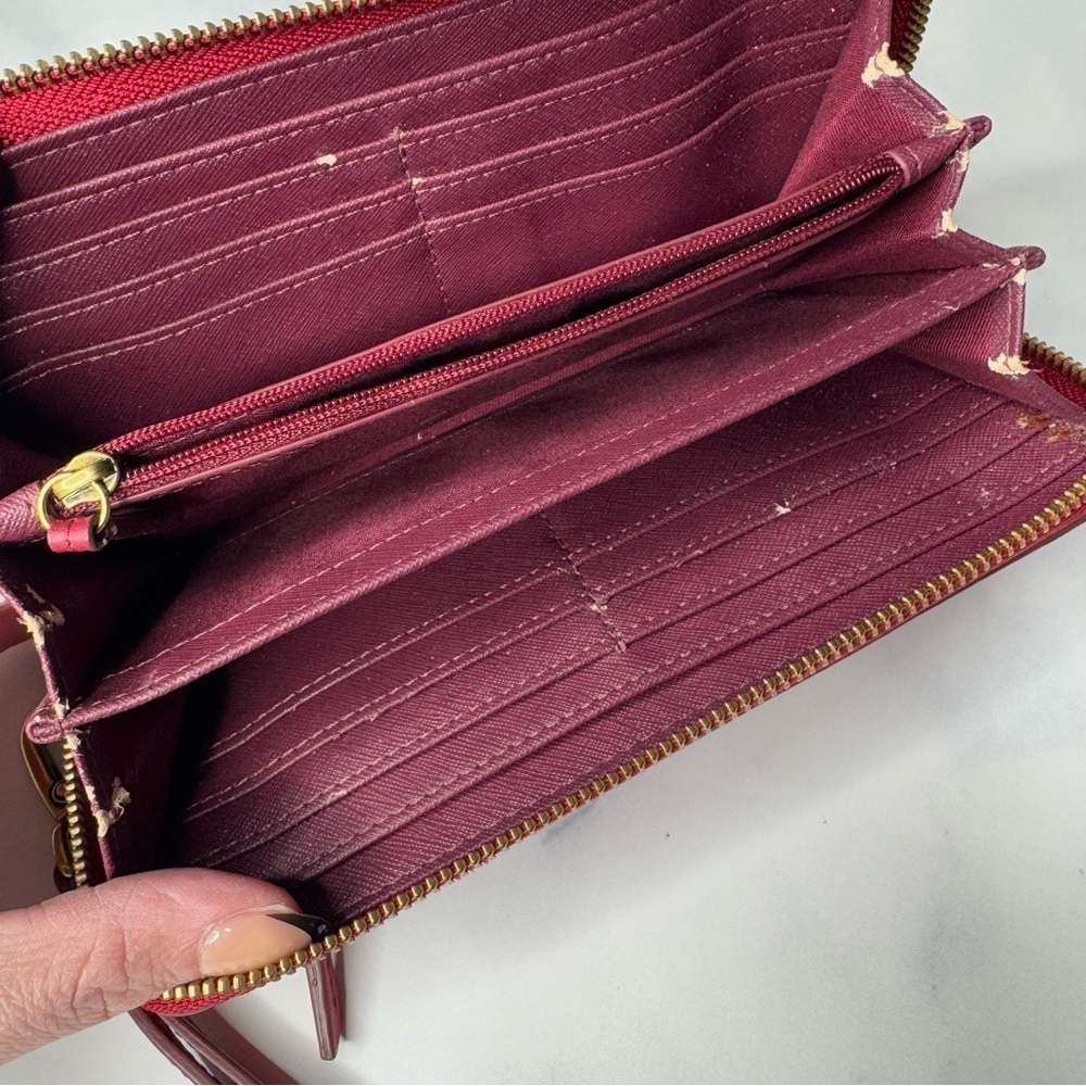 Fossil Emma Crimson RFID Zip Large Wristlet Wallet - Picture 8 of 9